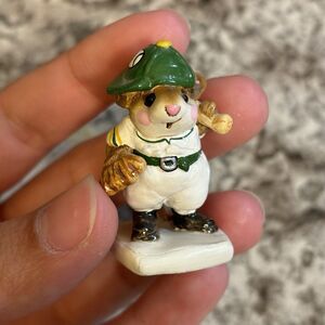 Wee Forest Folk MS-15 Batter Up! - Green/White (RETIRED)